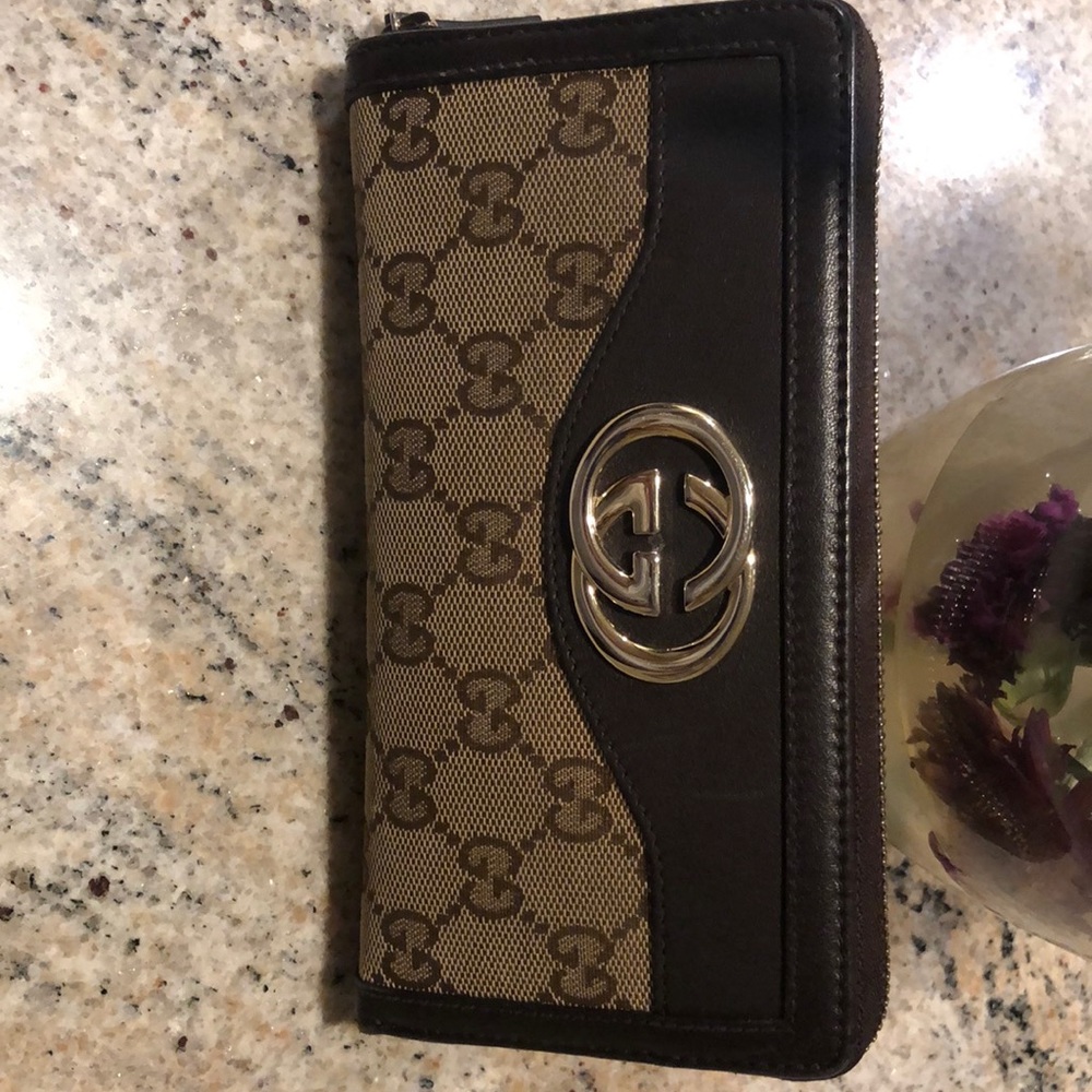 Gucci monogram canvas wallet
